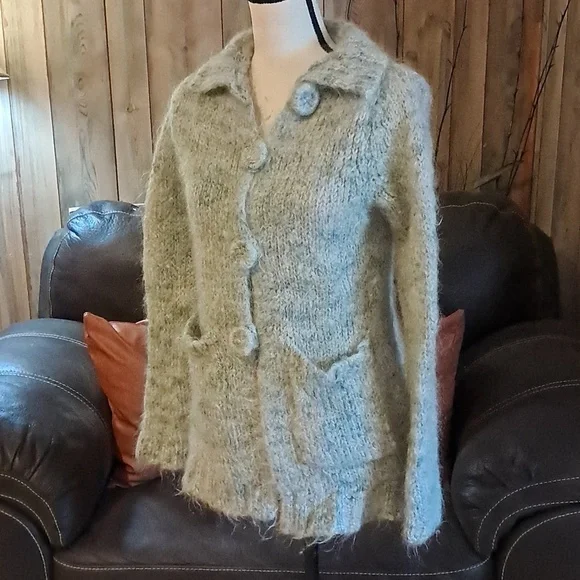 Free People Cozy Fuzzy Button-Up Cardigan Size S Boho Grandmacore - Picture 4 of 9